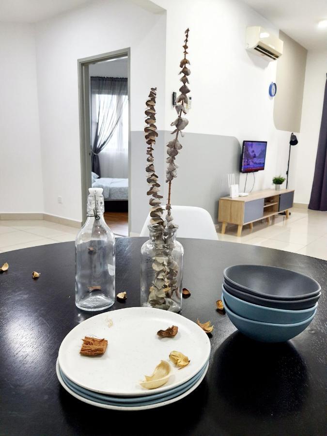 Residensi Flora Apartment Seri Kembangan Ngoại thất bức ảnh